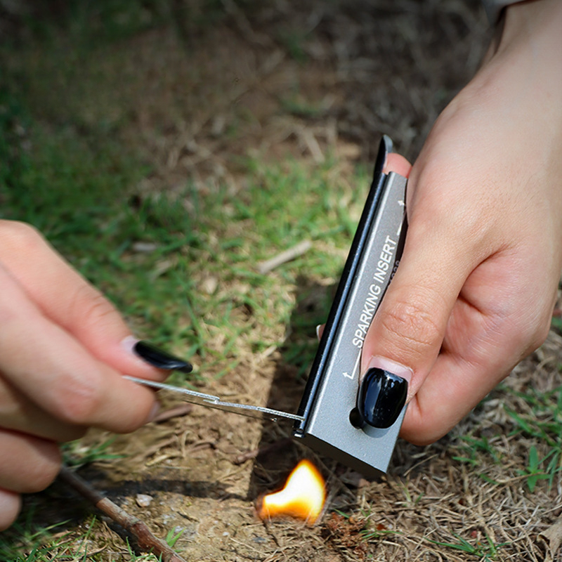 Ferro Rod Striker - Wodoodporny zestaw do rozpalania ognia z