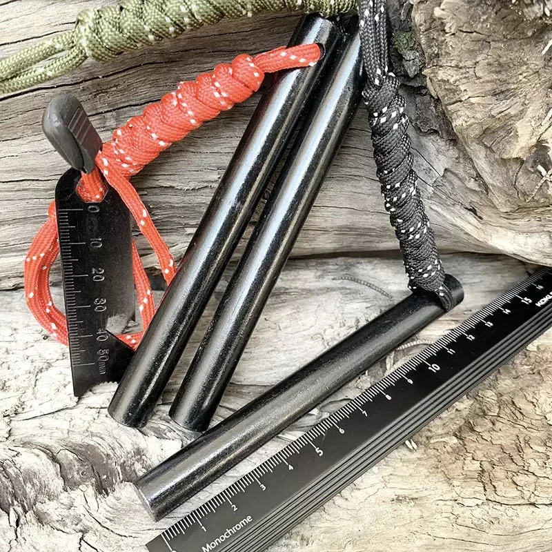 Ferro Rod Striker - Urządzenie EDC 3-w-1 Bear Grylls do