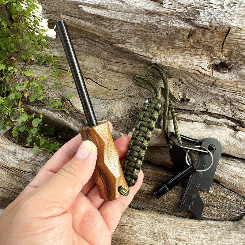 Nowy zapalnik ognia na kamień  – Ferro Rod Striker recenzja i cena